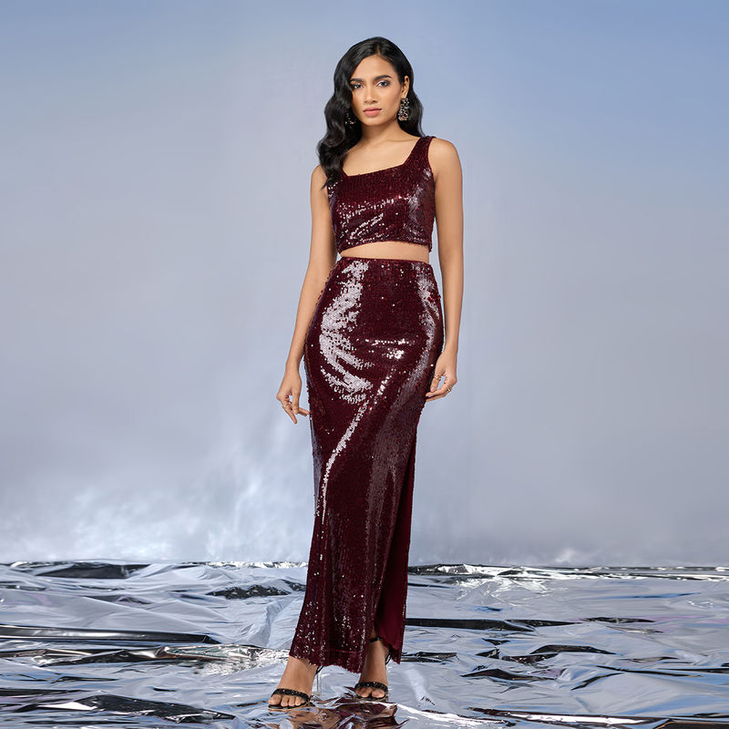 RSVP by Nykaa Fashion Maroon Sequin Side Slit Maxi Skirt Co-Ord (Set of 2) (XS)