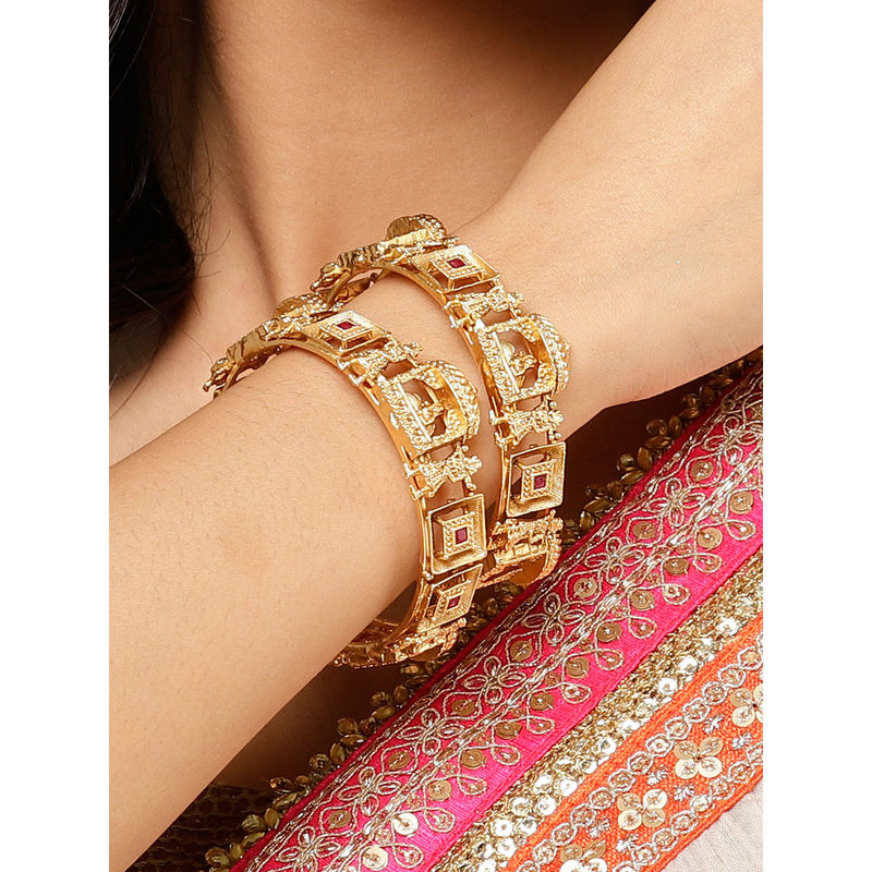 Karatcart Gold Plated Dulhan Doli Design Kadas for Women (Set of 2) (2.4)