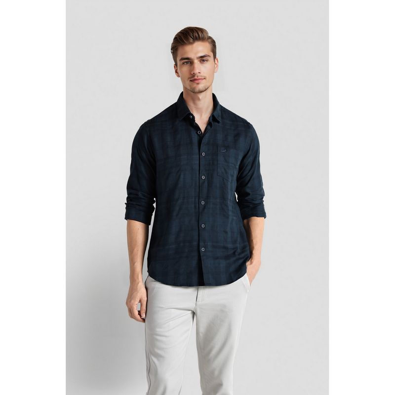 Crocodile Horizontal Self Stripe Cotton Viscose Shirt (39)