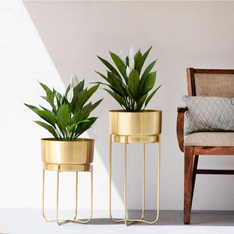 The Decor Remedy Champagne Gold Planters Set Of 2 Buy The Decor Remedy