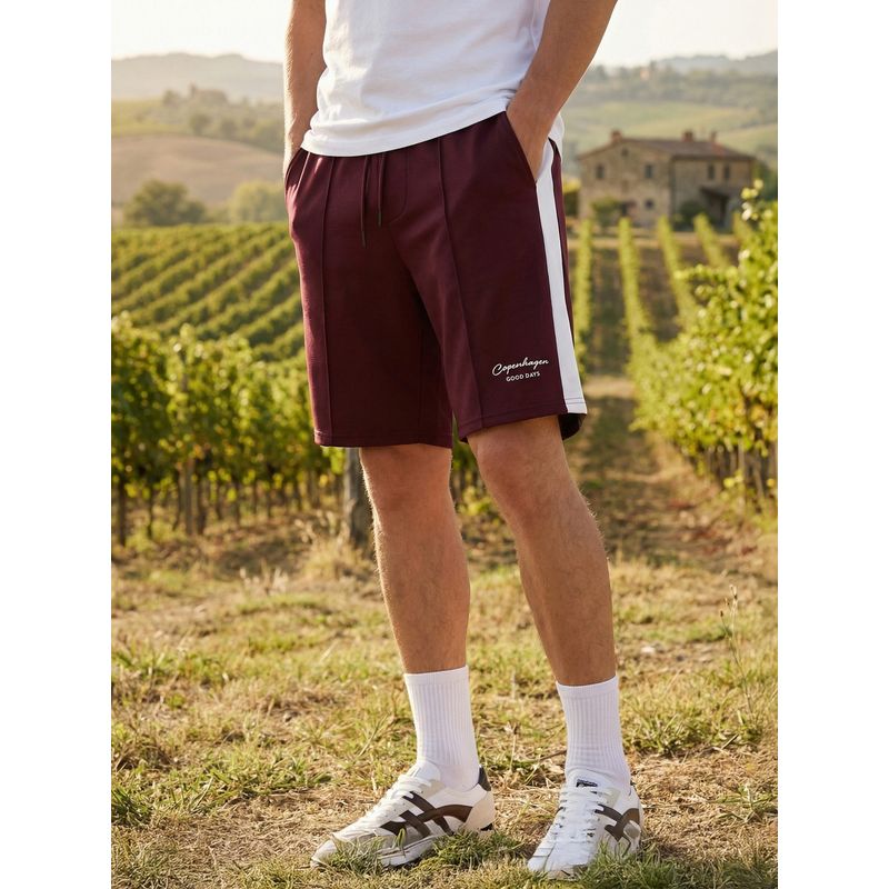 Nobero Copenhagen Regular Fit Pure Cotton Comfort Maroon Shorts (S)