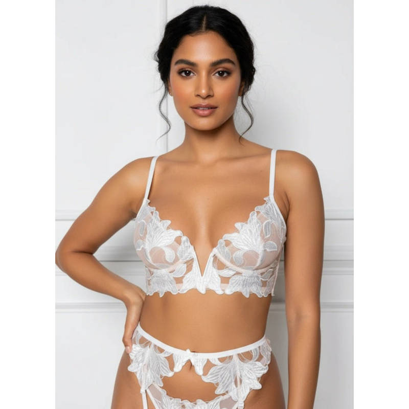 Shop The Edit French Embroidered Lace Underwire White Bra (L)