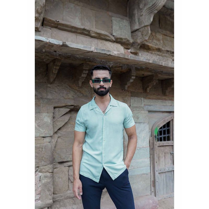 LABEL MAE Green Solid Shirt (XS)