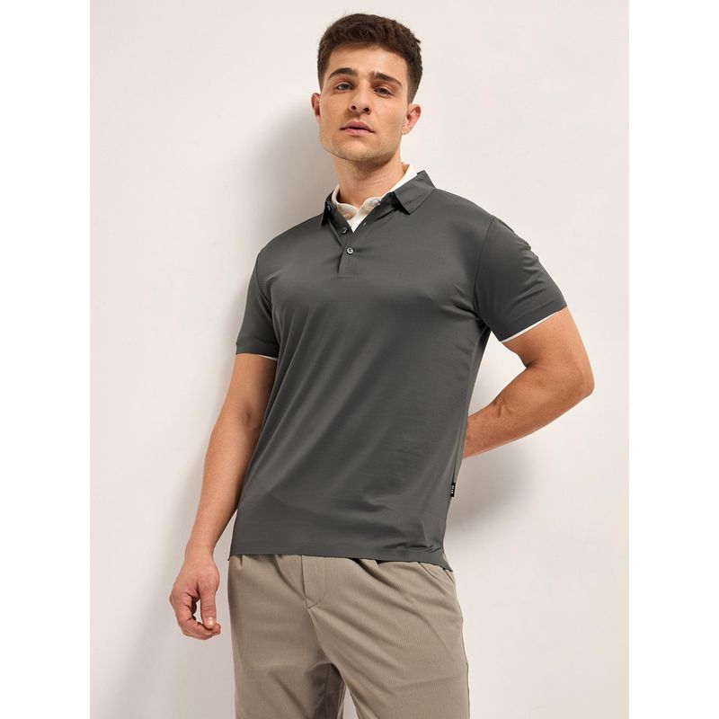 THE BEAR HOUSE Taupe Men Solid Slim Fit Performance Polo T-Shirt (S)