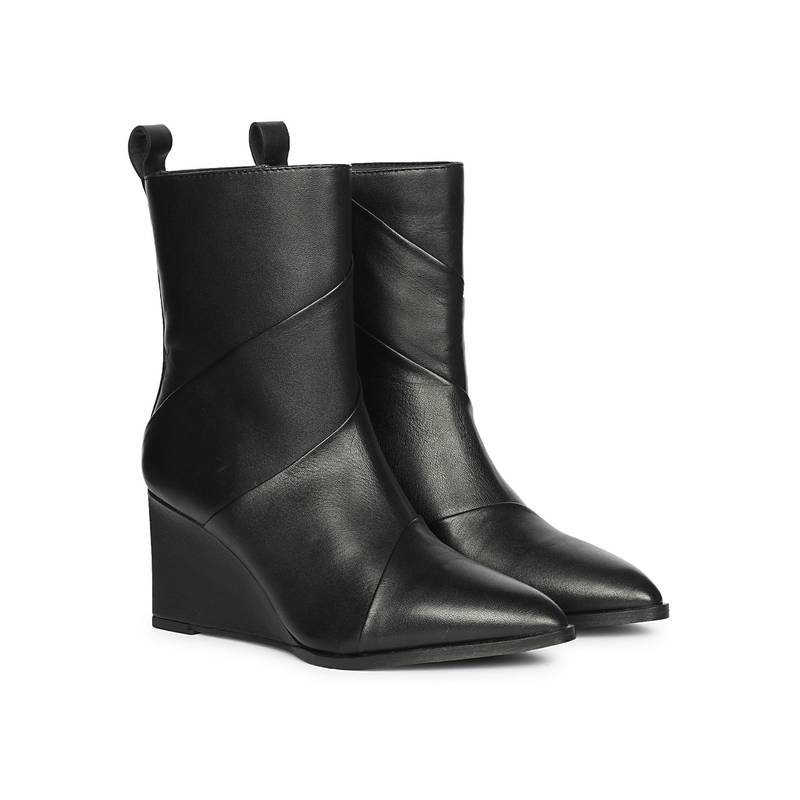 Saint G Women Black Leather Wedge Casual Boots (EURO 36)