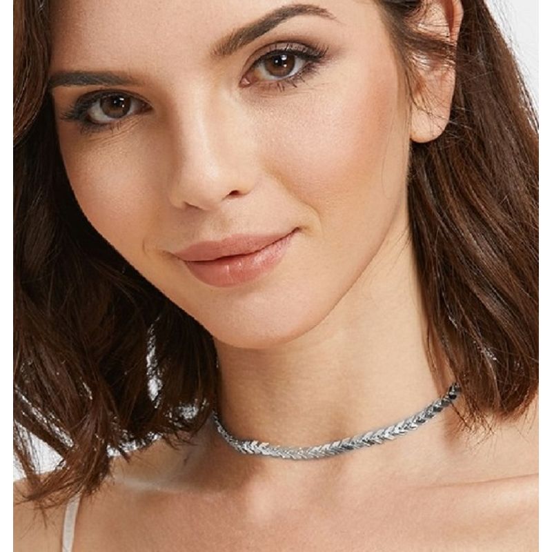 OOMPH Silver Tone Minimal Choker Necklace