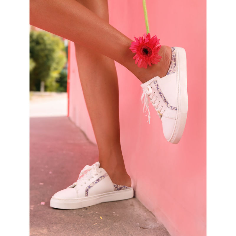 Monrow Leanne White & Lavender Sneakers (EURO 40)