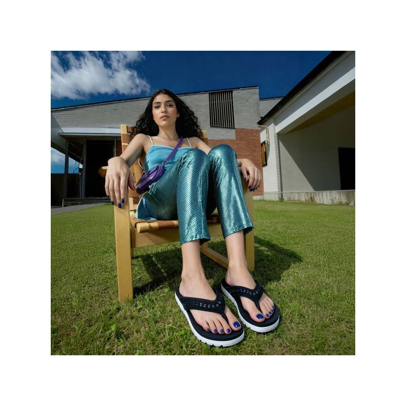Toucantoes Crystal Women Black Comfort Flip-Flops (UK 5)