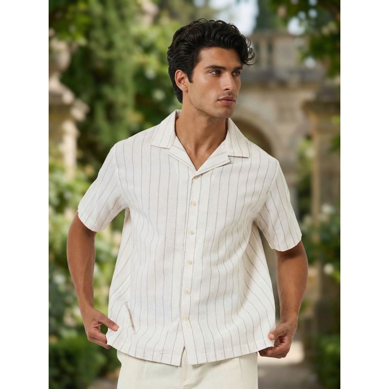 Styli Off White Striped Resort Collar Overize Fit Short Sleeve Casual Shirt (44)