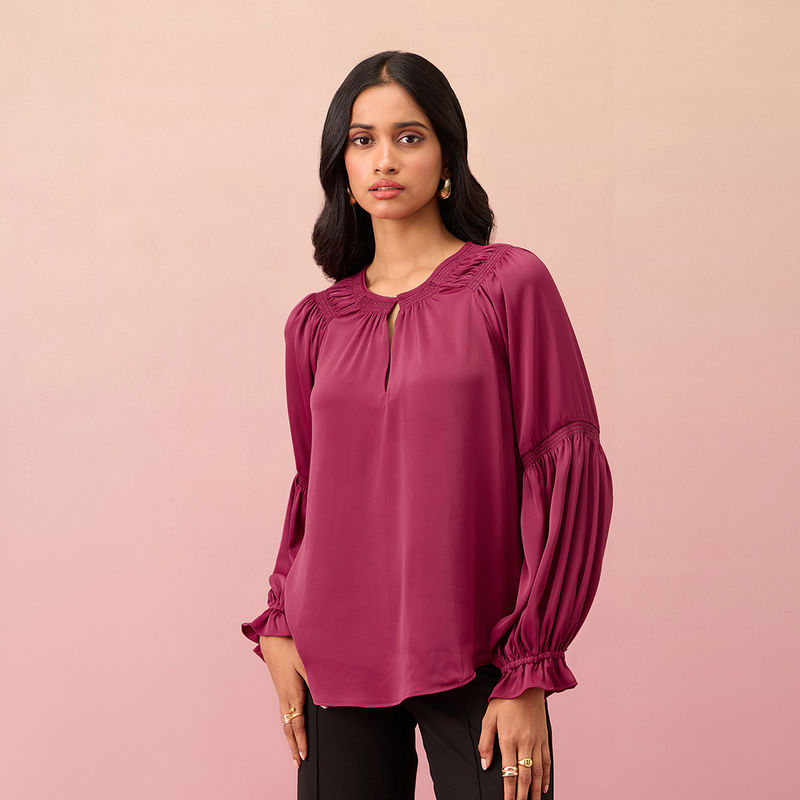 RSVP by Nykaa Fashion Pink Solid Round Neck Raglan Sleeves Satin Top (XS)