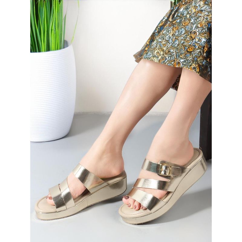 Carlton London Gold Buckle Casual Women Sandal Heels (EURO 36)
