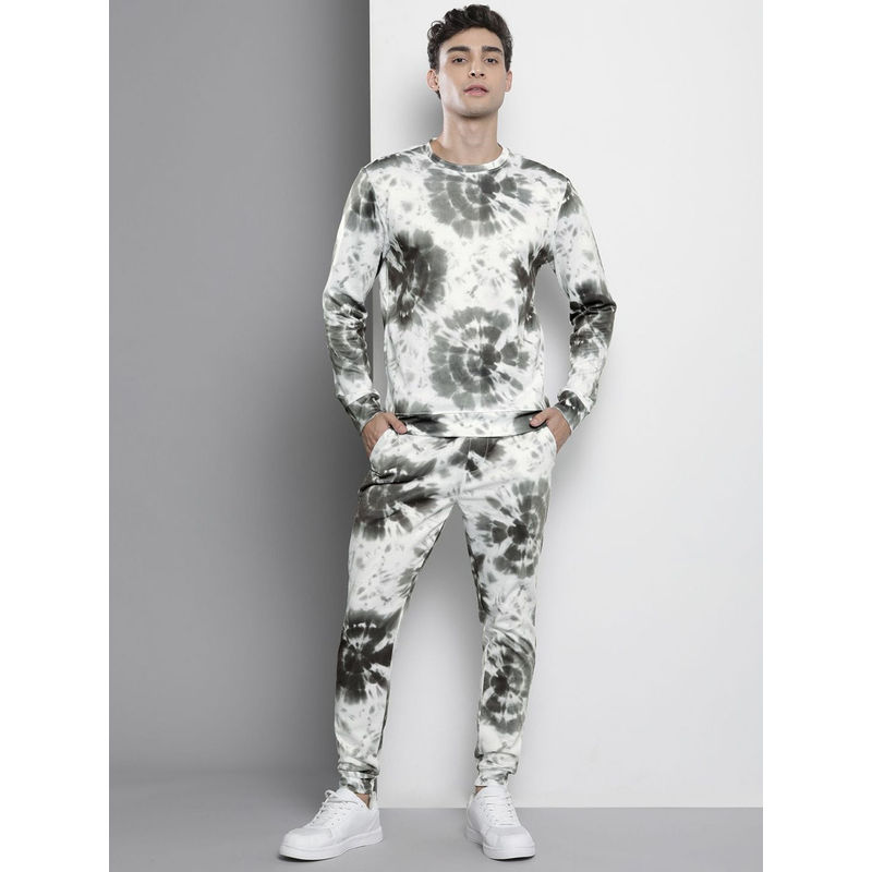 The Indian Garage Co White Men's Regular Fit Tie and Dye Sweatshirt and Joggers (Set of 2) (S)