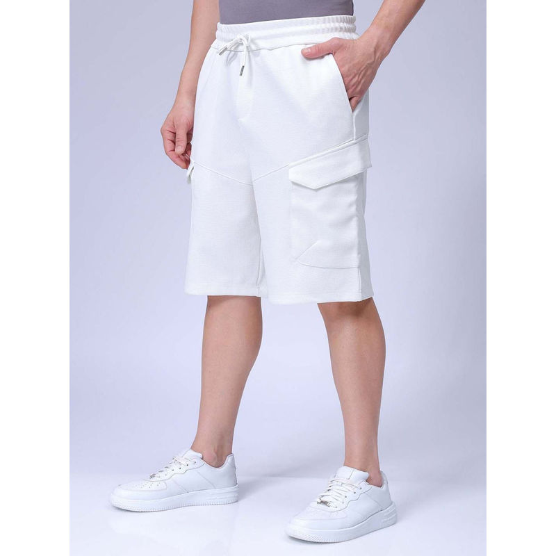 The Indian Garage Co White Men's Relaxed Fit Textured Mid-Rise Cargo Shorts (30)