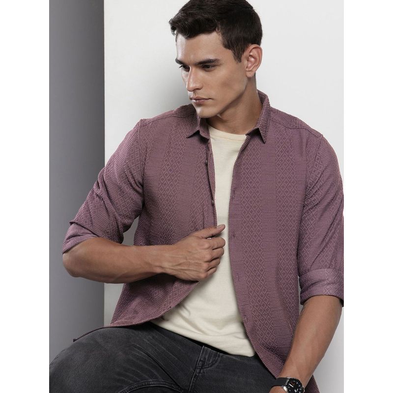 The Indian Garage Co Men Regular Fit Textured Full Sleeves Cutaway Purple Casual Shirt (M)