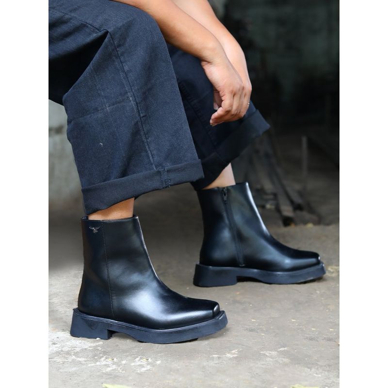 Monrow Echelon Black Block Heels (EURO 36)