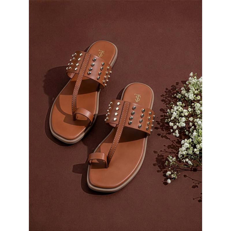 Louis Stitch Women Brown Toe-Ring Embellished Beads Flats (UK 3)