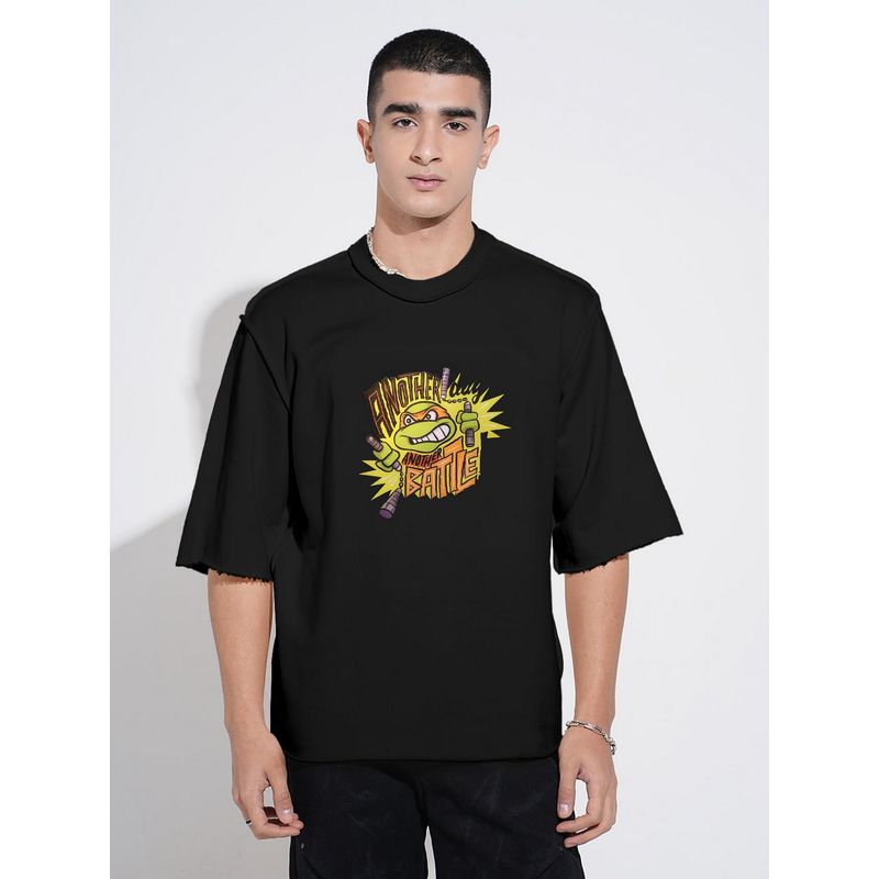SHOWOFF Men Black Cotton Blend Graphic Crew Neck T-Shirt (M)