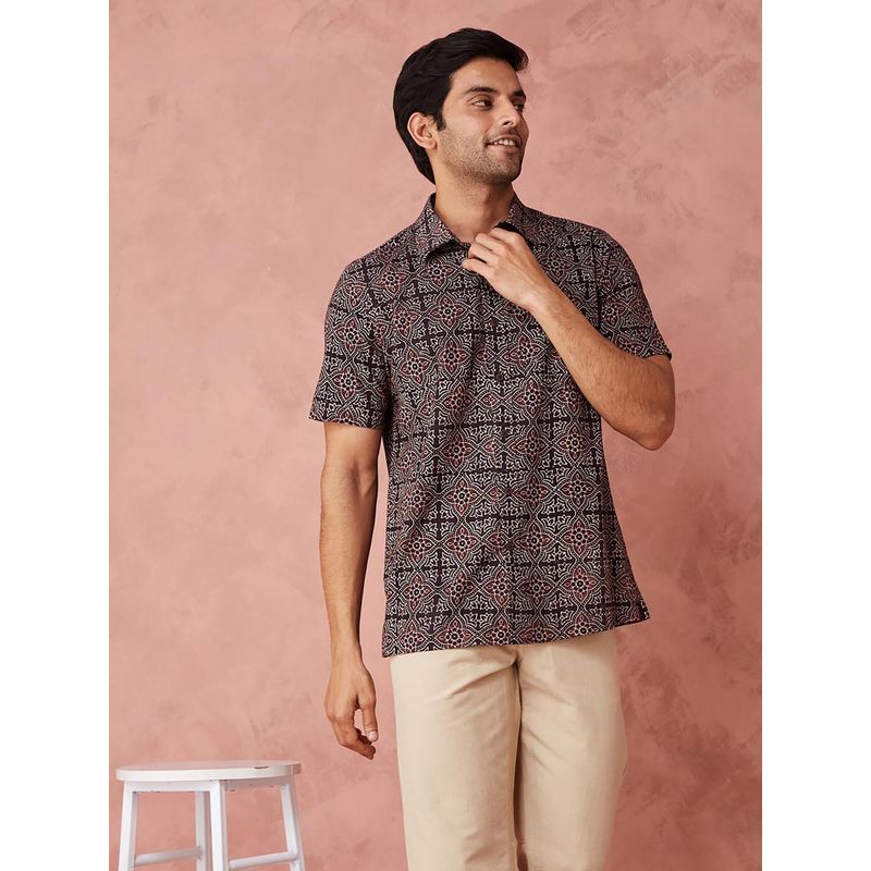 Fabindia Men Cotton Printed Straight Fit Brown Shirt (S)