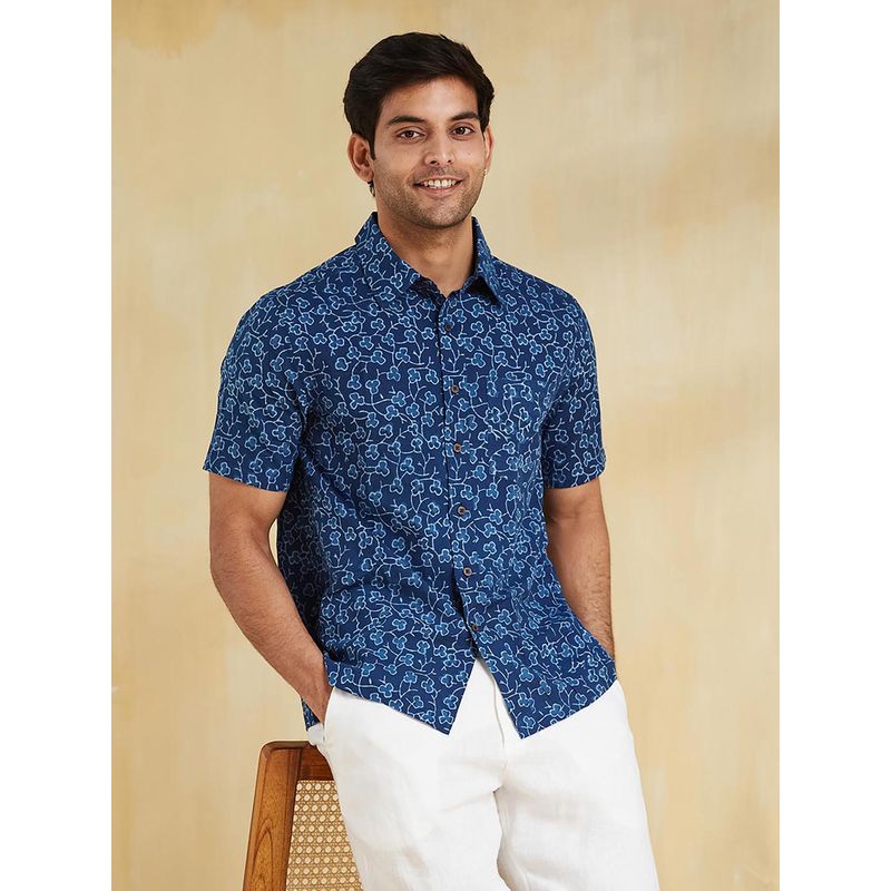 Fabindia Men Cotton Printed Straight Fit Blue Shirt (XS)