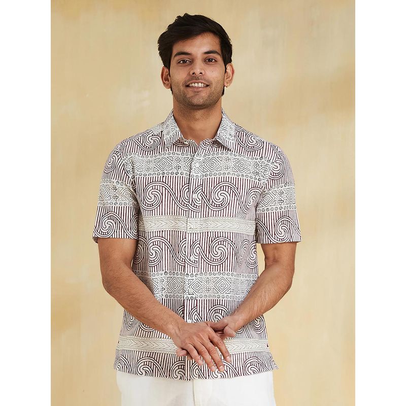 Fabindia Men Cotton Printed Straight Fit White Shirt (XS)