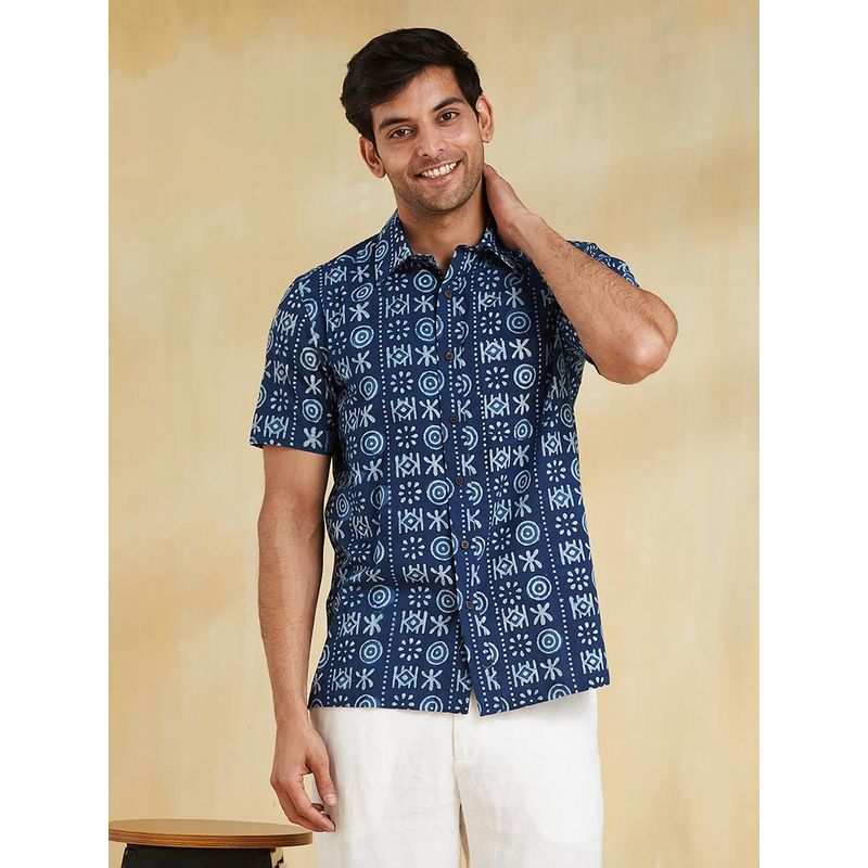 Fabindia Men Cotton Printed Straight Fit Blue Shirt (S)