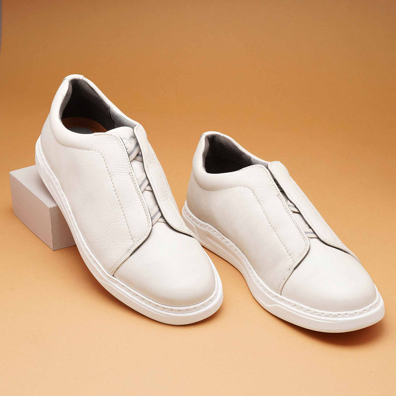 ruosh white sneakers