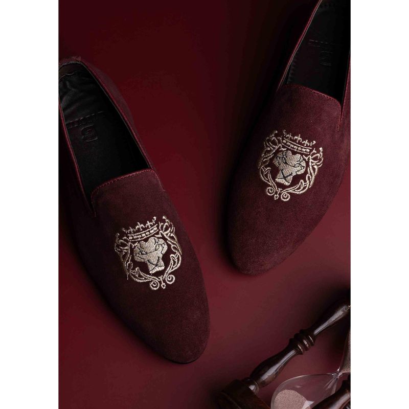 La Botte Men Maroon Embroidered Loafers (EURO 40)