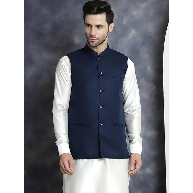 Jompers Men Solid Nehru Jacket (S)