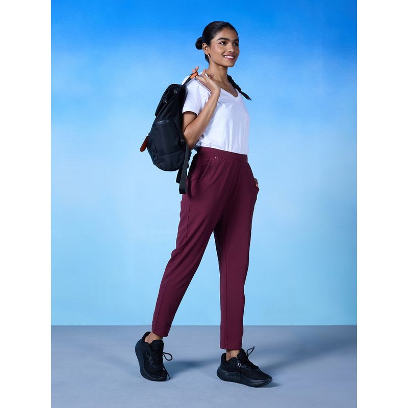 Nykd by Nykaa Iconic Go To Travel Pant NYAT249 Tawny Port (L)