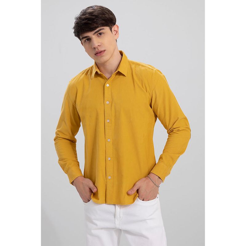 Snitch Men Mustard Solid Full Sleeves Slim Casual Shirt (S)