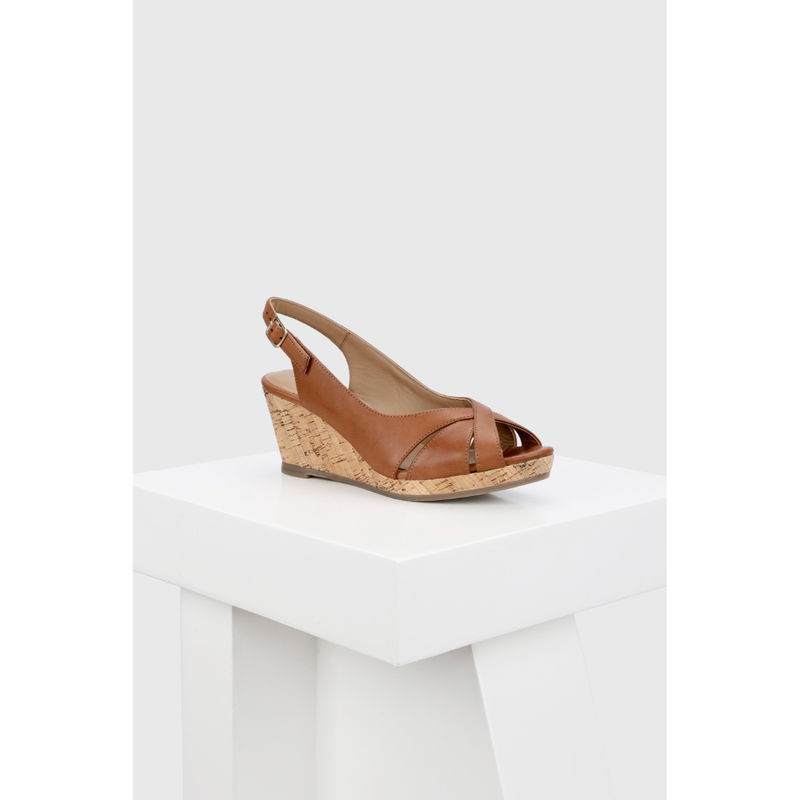 Oroh Segovia Tan Heels (EURO 36)