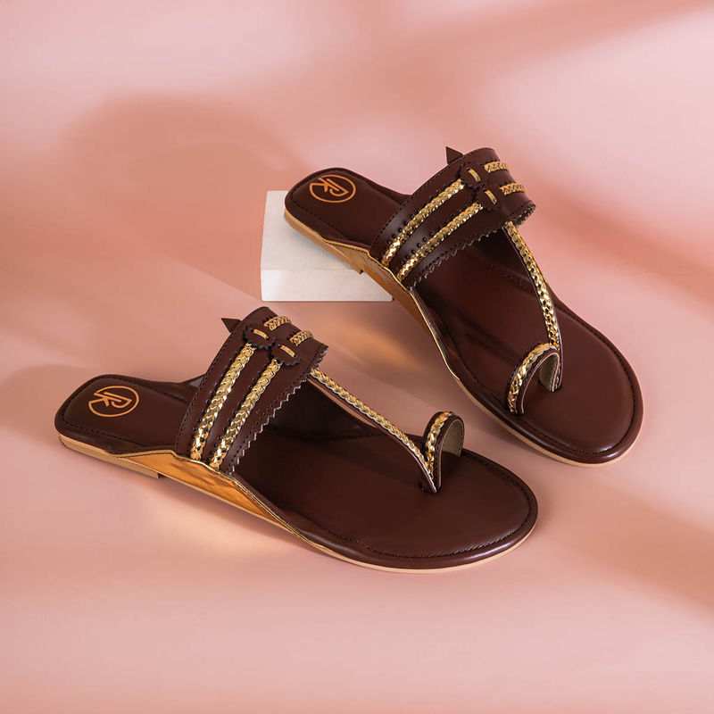 PREET KAUR Brown Two Tone Kolhapuris (EURO 36)