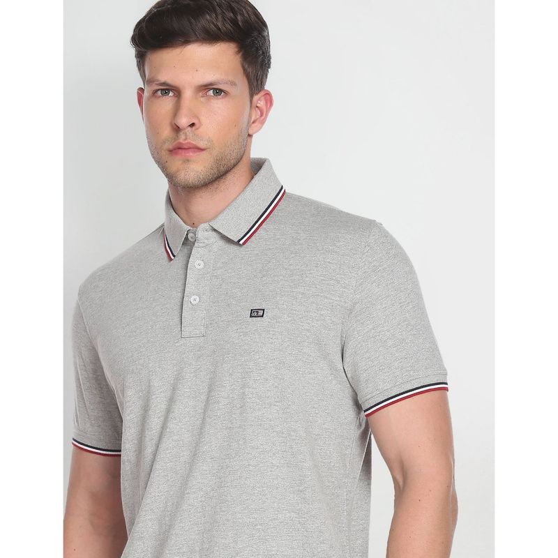 Arrow Sports Striped Collar Solid Polo Shirt (M)