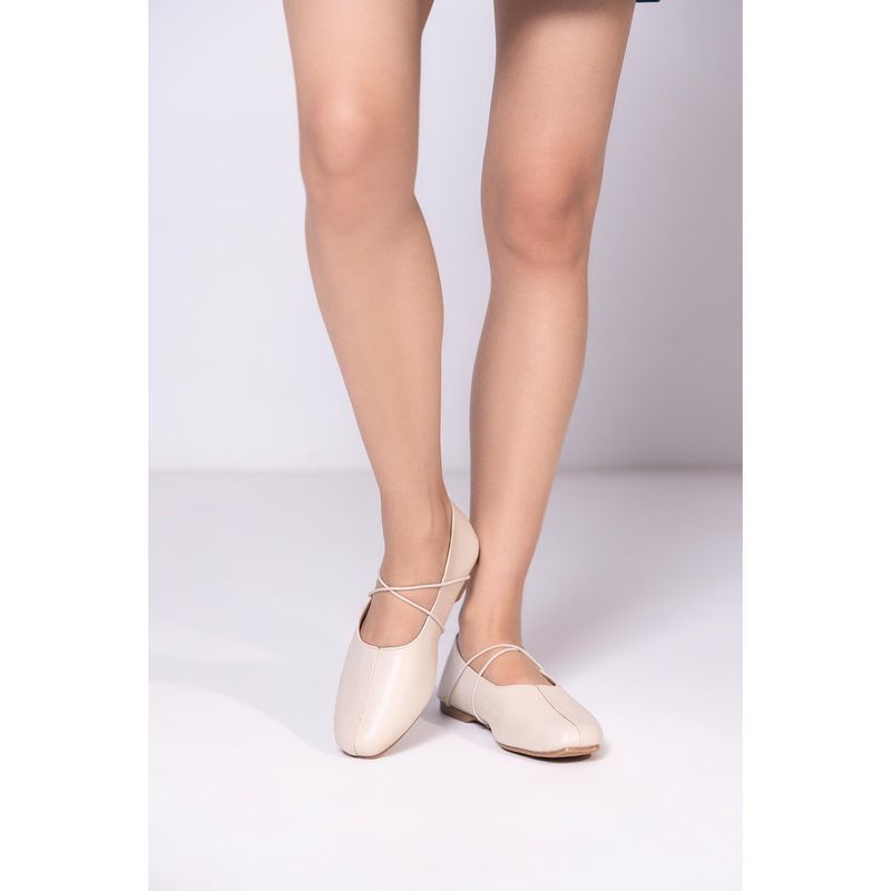 MYRA Aline Cream Loafers (EURO 35)