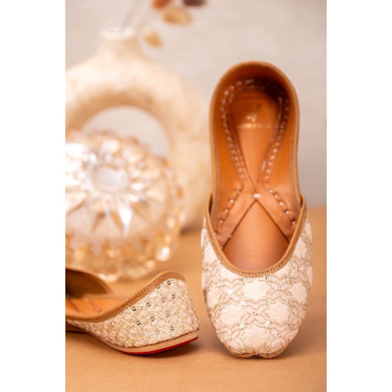 House of Vian Meerat Chikankari Juttis (EURO 40)