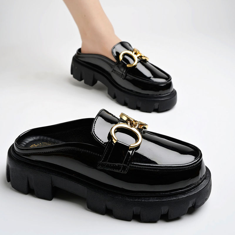Shoetopia Front Buckle Detailed Black Casual Flatforms (EURO 38)