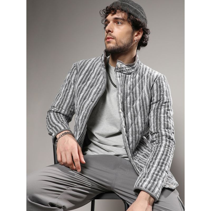 Campus Sutra Mens Moon Grey Halo Striped Quilted Jacket (M)