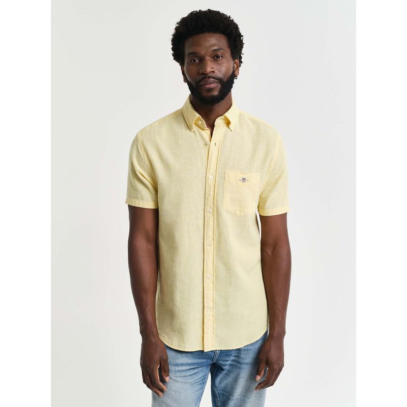 GANT Men Yellow Solid Button-Down Collar Short Sleeves Shirt (38)