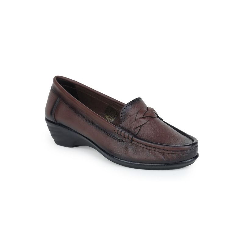 Zoom Shoes Women Brown Genuine Leather Loafers (UK 7)