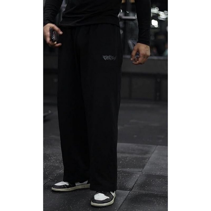 Grow Black Solid Track Pant (S)