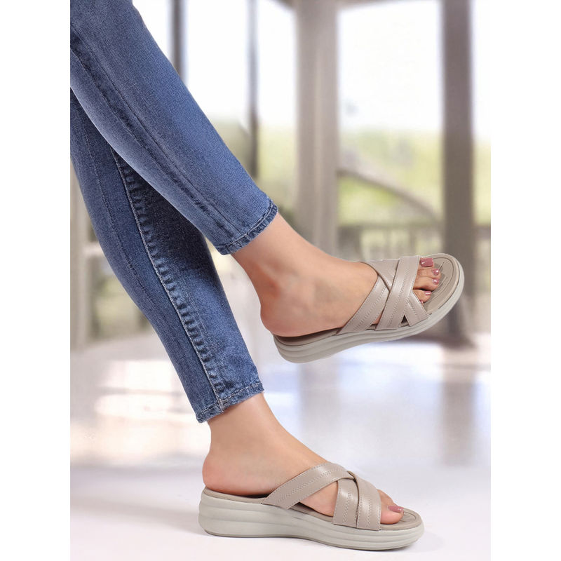 Carlton London Women Crisscross Strap Comfortable Sandals Grey (EURO 36)