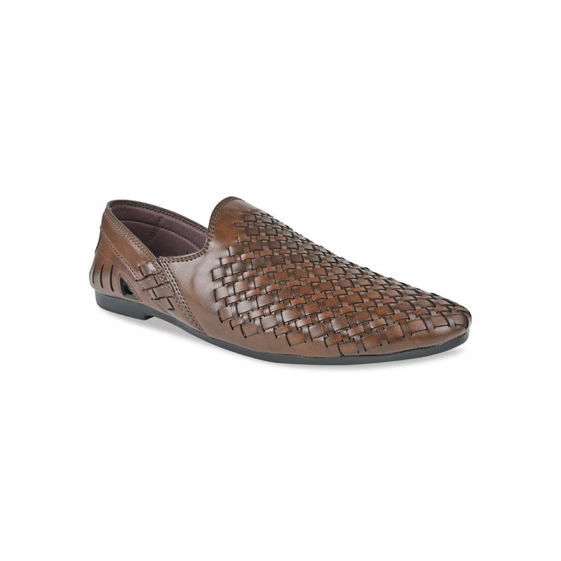 REGAL Brown Men Textured Chatai Slip Ons (UK 7)
