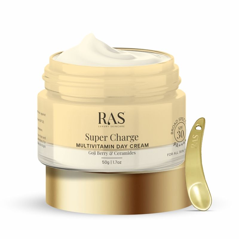 Ras Luxury Oils Super Charge Day Cream With Multivitamin Spf 30 Pa++++ Reduces Dark Spots