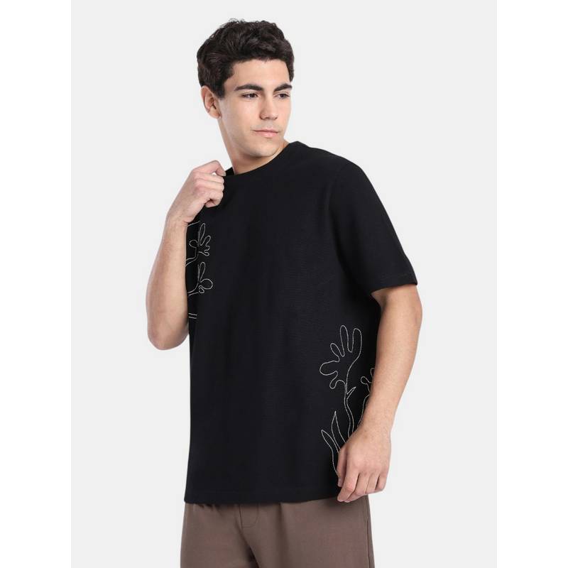 R&B Black Embroidered Men Short Sleeve T-Shirt (M)