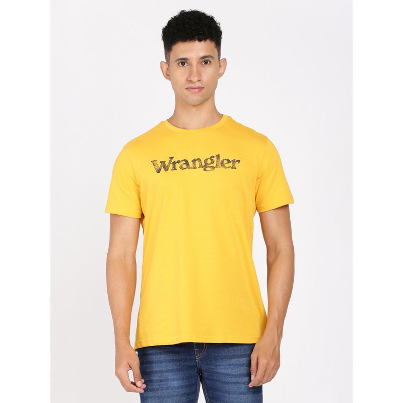Wrangler Men Mustard Yellow Graphic Print Regular T-Shirt (M)