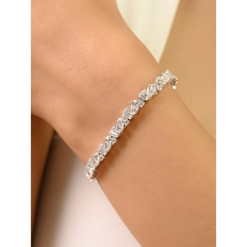 METALM Zigzag CZ Diamond Tennis Bracelet (6 Inches)
