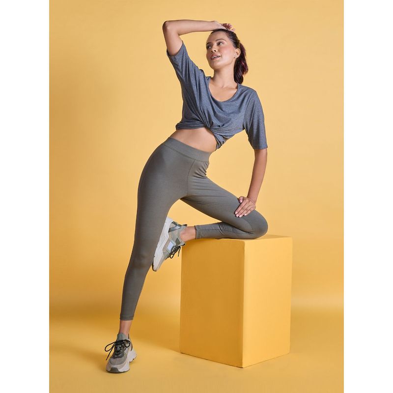 Nykd By Nykaa Iconic Comfort Legging -Beetle Green (S)