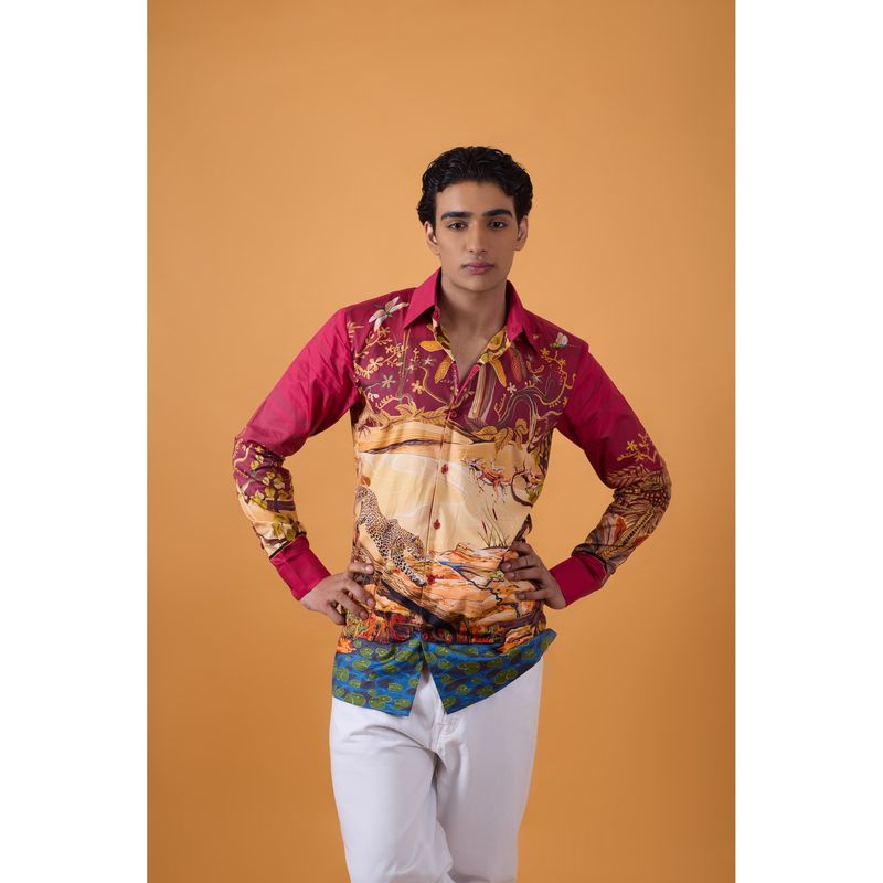 Loudless Panthera Graphic Printed Shirt (L)