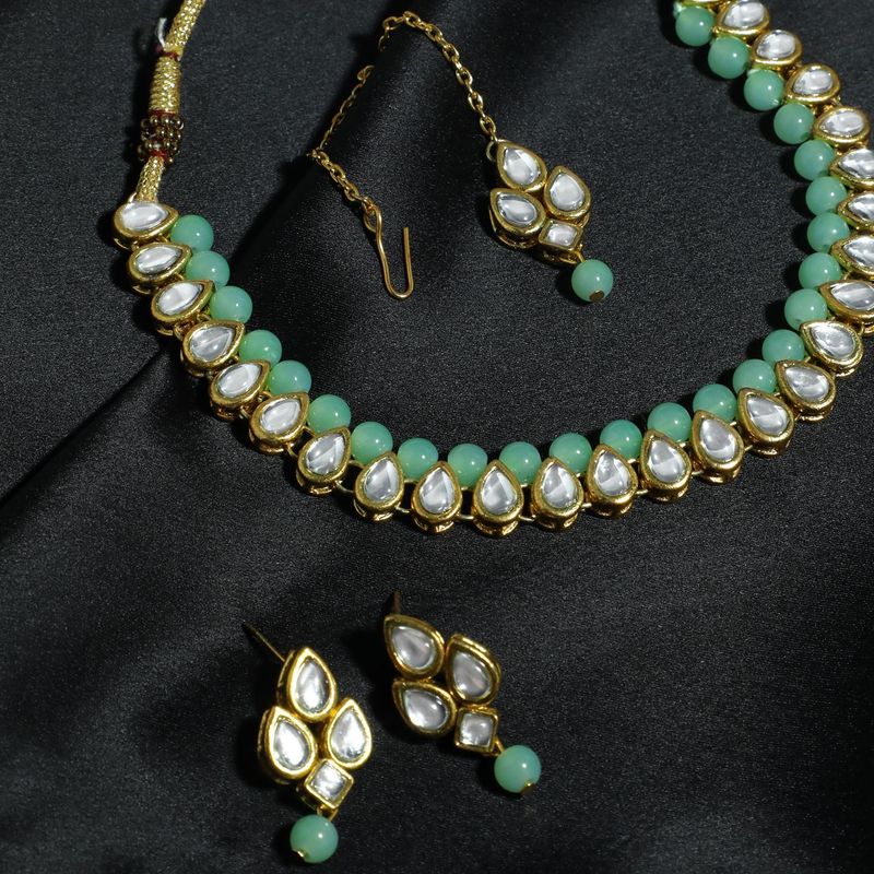 Mint green store choker necklace