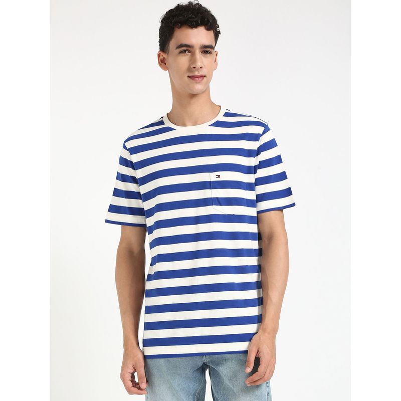 Tommy Hilfiger Men Navy Blue Stripes Casual T-Shirt (L)